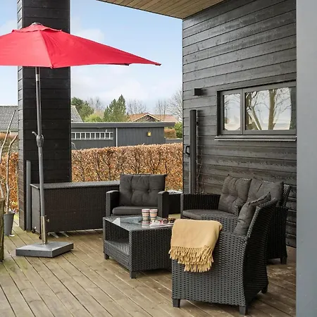 Cozy In With House Sea View Børkop